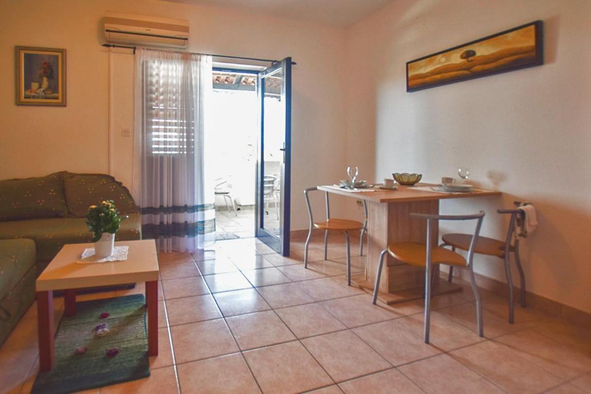 Apartments Derado スペタル エクステリア 写真